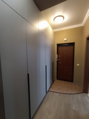 Продам однокомнатную (1-комн.) квартиру, Гагарина ул, 1в, Волгодонск г