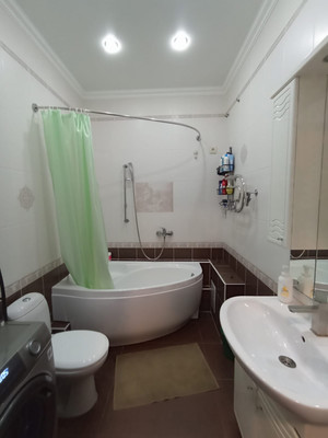 Продам однокомнатную (1-комн.) квартиру, Гагарина ул, 1в, Волгодонск г