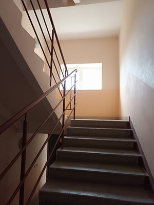 Продам однокомнатную (1-комн.) квартиру, Гагарина ул, 1в, Волгодонск г