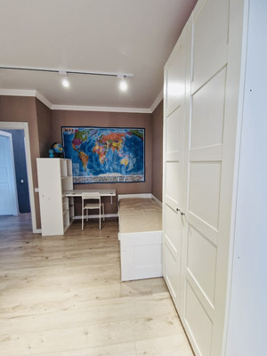 Продам трехкомнатную (3-комн.) квартиру, Аметьевская магистраль ул, 18к2, Казань г