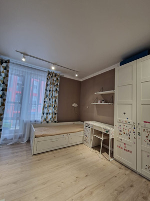 Продам трехкомнатную (3-комн.) квартиру, Аметьевская магистраль ул, 18к2, Казань г