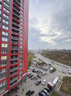 Продам трехкомнатную (3-комн.) квартиру, Аметьевская магистраль ул, 18к2, Казань г