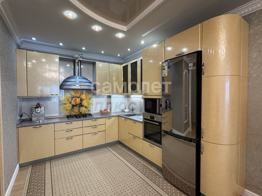 Продам двухкомнатную (2-комн.) квартиру, Победы ул, 276, Славянск-на-Кубани г