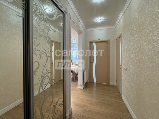 Продам двухкомнатную (2-комн.) квартиру, Победы ул, 276, Славянск-на-Кубани г