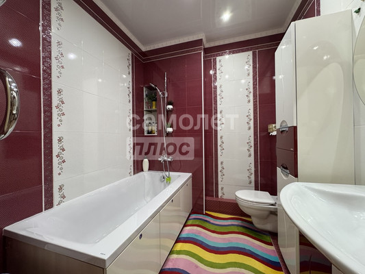 Продам двухкомнатную (2-комн.) квартиру, Победы ул, 276, Славянск-на-Кубани г