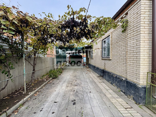 Продам дом, Октябрьская ул, Славянск-на-Кубани г, 0 км от города