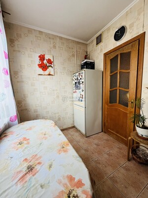 Продам однокомнатную (1-комн.) квартиру, Давыдковская ул, 2к1, Москва г