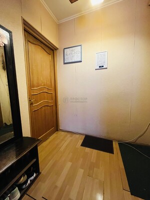 Продам однокомнатную (1-комн.) квартиру, Давыдковская ул, 2к1, Москва г