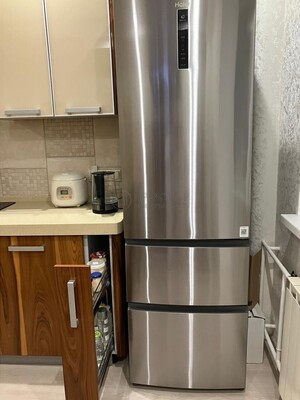 Продам трехкомнатную (3-комн.) квартиру, Маршала Савицкого ул, 16, Москва г