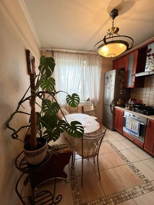 Продам комнату в 2-комн. квартире, Щорса ул, 10, Москва г