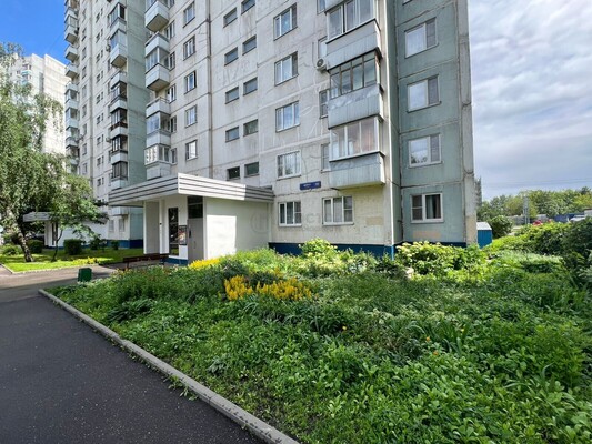 Продам комнату в 2-комн. квартире, Щорса ул, 10, Москва г