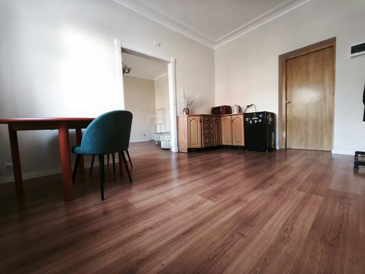 Продам 2-комн. в 7-комн. квартире, Челюскинцев ул, 32, Мурманск г