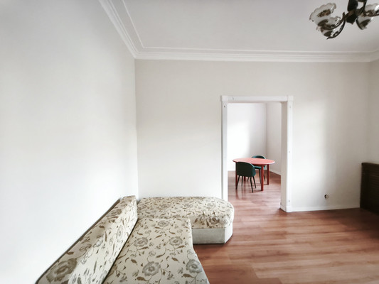 Продам 2-комн. в 7-комн. квартире, Челюскинцев ул, 32, Мурманск г