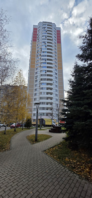 Продам трехкомнатную (3-комн.) квартиру, Московская ул, 3, Пенино д