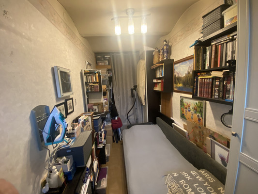 Продам двухкомнатную (2-комн.) квартиру, Кронверкская ул, 14, Санкт-Петербург г