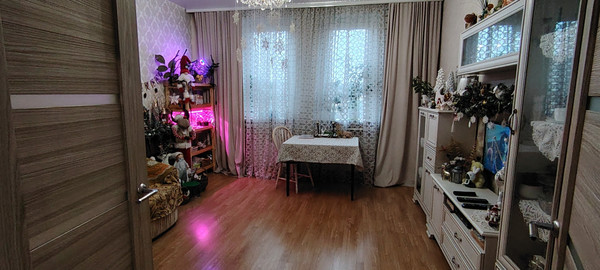 Продам многокомнатную квартиру, Генерала Смирнова (Кузнечики мкр.) ул, 10, Подольск г