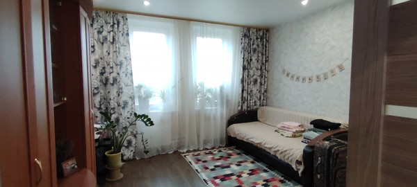 Продам многокомнатную квартиру, Генерала Смирнова (Кузнечики мкр.) ул, 10, Подольск г