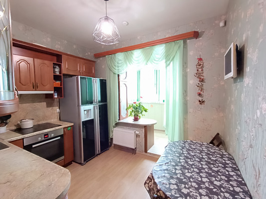 Продам однокомнатную (1-комн.) квартиру, Воронцовский б-р, 4, Мурино п