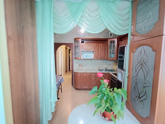 Продам однокомнатную (1-комн.) квартиру, Воронцовский б-р, 4, Мурино п