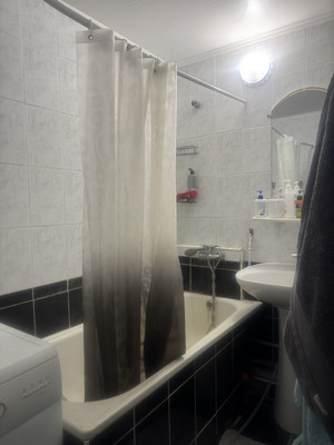 Продам двухкомнатную (2-комн.) квартиру, им. 40-летия Победы ул, 37/3, Краснодар г