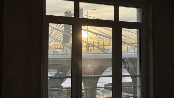 Продам трехкомнатную (3-комн.) квартиру, Ремесленная ул, 15к1, Санкт-Петербург г