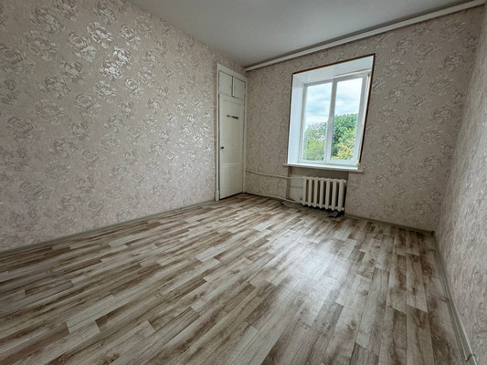 Продам комнату в 4-комн. квартире, Кирова ул, 31, Комсомольск-на-Амуре г