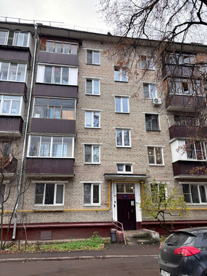 Продам двухкомнатную (2-комн.) квартиру, Приорова ул, 16к1, Москва г