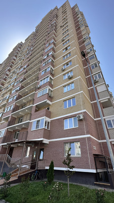 Продам двухкомнатную (2-комн.) квартиру, им. Героя Владислава Посадского ул, 16/1, Краснодар г