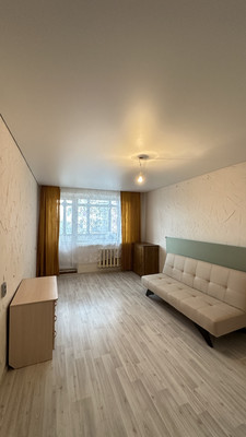 Продам двухкомнатную (2-комн.) квартиру, Алтайская ул, 2, Краснодар г