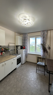 Продам двухкомнатную (2-комн.) квартиру, Алтайская ул, 2, Краснодар г