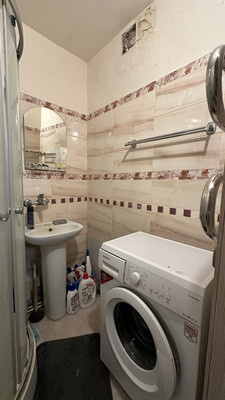 Продам двухкомнатную (2-комн.) квартиру, Алтайская ул, 2, Краснодар г