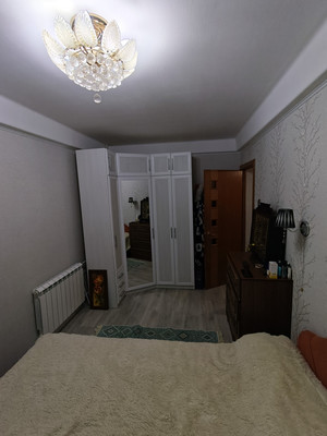 Продам многокомнатную квартиру, Тверская ул, 33, Колпино г