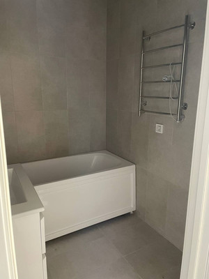 Продам двухкомнатную (2-комн.) квартиру, Московский тракт, 10, Тюмень г