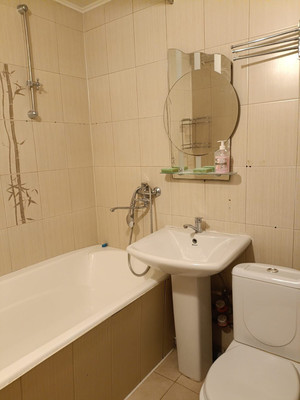 Продам однокомнатную (1-комн.) квартиру, Мефодиевская ул, 112, Новороссийск г