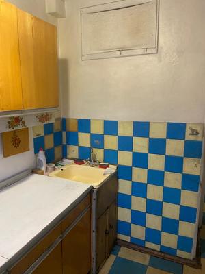 Продам двухкомнатную (2-комн.) квартиру, Кузнецкстроевский (Центральный р-н) пр-кт, 34, Новокузнецк г