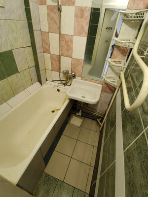 Продам двухкомнатную (2-комн.) квартиру, Интернациональная ул, 159, Белореченск г