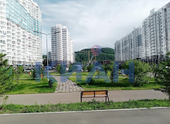 Продам двухкомнатную (2-комн.) квартиру, Лесников ул, 49, Красноярск г