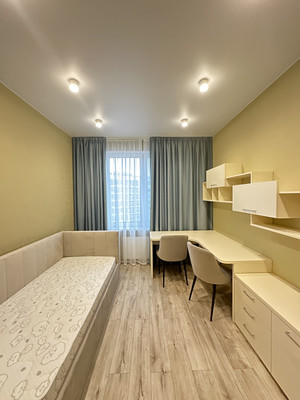 Сдам трехкомнатную (3-комн.) квартиру, Энергетиков пр-кт, 2к1, Санкт-Петербург г