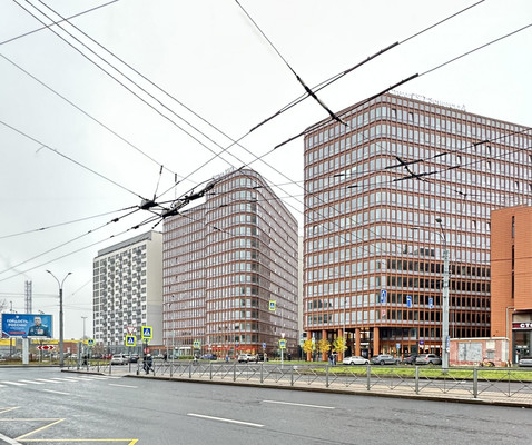 Сдам трехкомнатную (3-комн.) квартиру, Энергетиков пр-кт, 2к1, Санкт-Петербург г