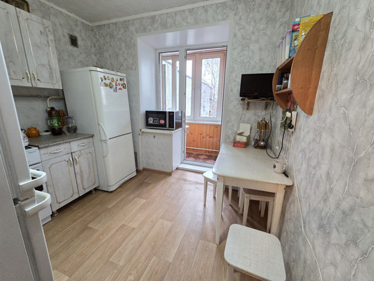 Продам двухкомнатную (2-комн.) квартиру, Баумана ул, 14, Йошкар-Ола г