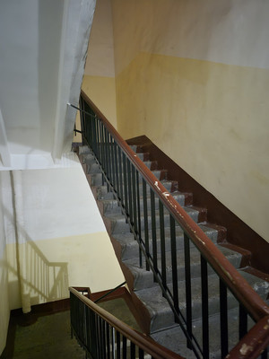 Продам трехкомнатную (3-комн.) квартиру, 9-я В.О. линия, 32А, Санкт-Петербург г