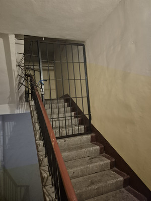 Продам трехкомнатную (3-комн.) квартиру, 9-я В.О. линия, 32А, Санкт-Петербург г