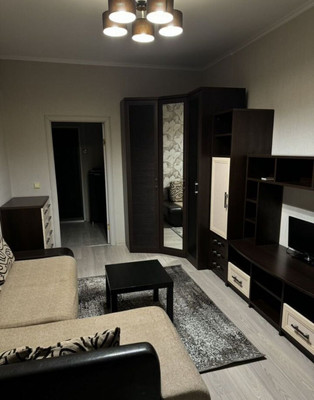 Сдам однокомнатную (1-комн.) квартиру, Михневская ул, 8, Москва г