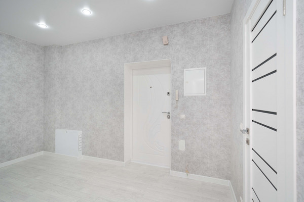 Продам однокомнатную (1-комн.) квартиру, Анны Коньковой ул, 10, Ханты-Мансийск г