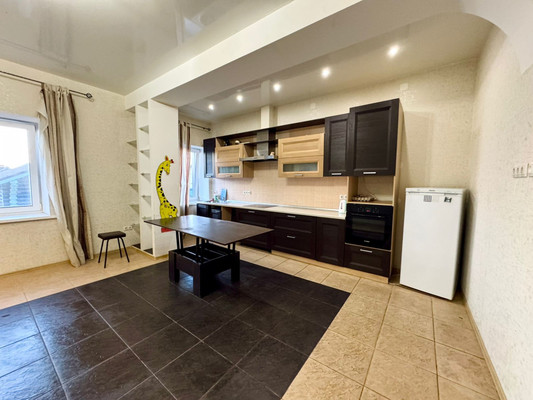 Продам двухкомнатную (2-комн.) квартиру, Арефьевой ул, 1, Ханты-Мансийск г