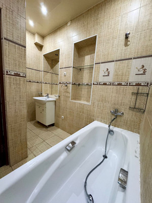 Продам двухкомнатную (2-комн.) квартиру, Арефьевой ул, 1, Ханты-Мансийск г