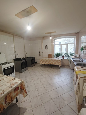 Продам комнату в 9-комн. квартире, Тульская ул, 7А, Санкт-Петербург г