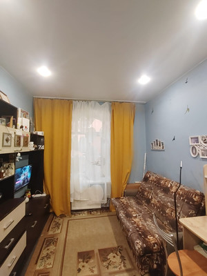 Продам комнату в 9-комн. квартире, Тульская ул, 7А, Санкт-Петербург г