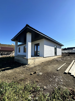 Продам дом, Янтарная (Радужный мкр.) ул, 66, Октябрьский г, 0 км от города