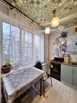 Продам двухкомнатную (2-комн.) квартиру, Победы (Лисичкино тер.) ул, 7, Попово д